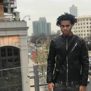 Meet your Posher, Jameil